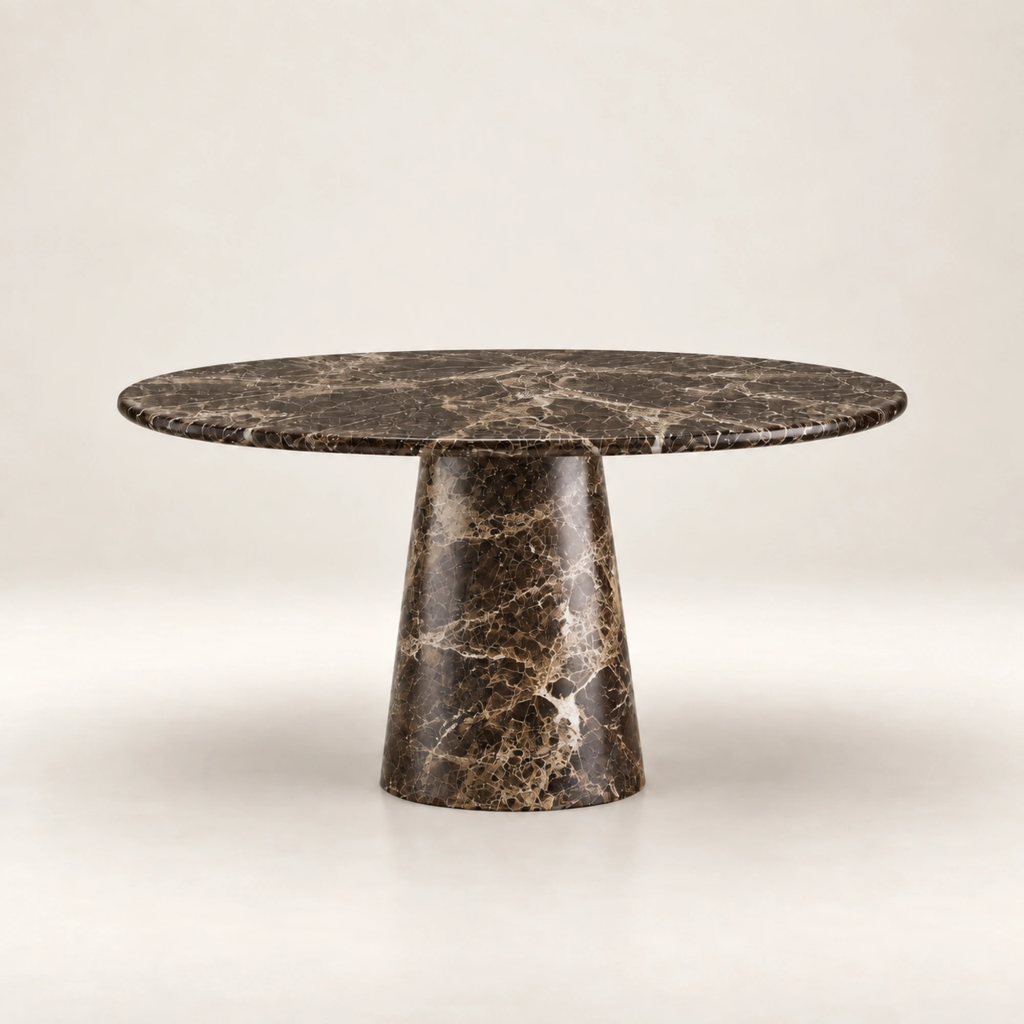 Round Marble Dining Table: Sizes, Seating Capacity and Room Space